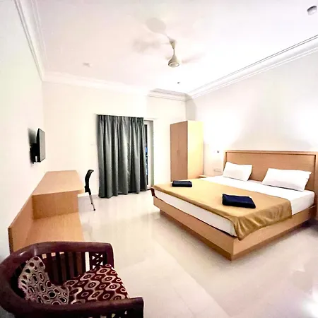 Morjim Sunset Guesthouse - 300 Meter To Morjim Beach Exterior photo