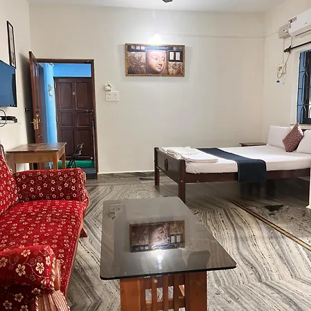 Morjim Sunset Guesthouse - 300 Meter To Morjim Beach Exterior photo